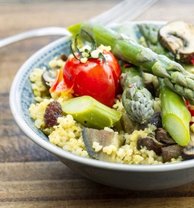 ZÓ ZET JE IN NO TIME EEN VEGAN PAASBRUNCH OP TAFEL