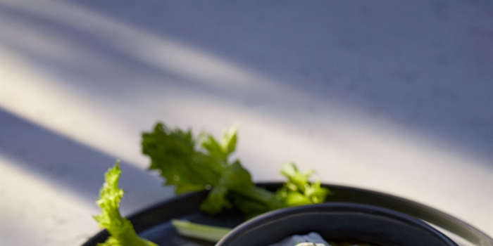 RECEPT: KOMKOMMER YOGHURT DIP MET MUNT