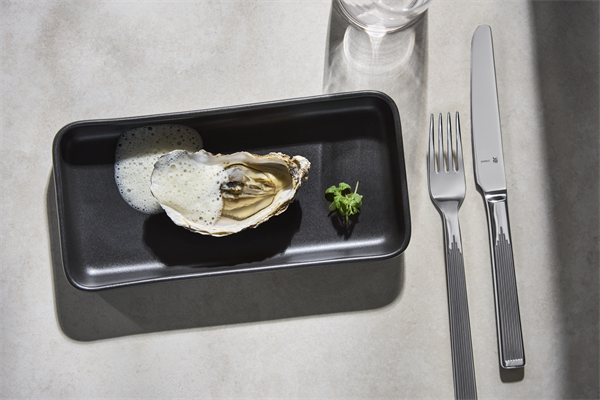 RECEPT: OESTERS VAN DE GRILL MET VERMOUTSCHUIM