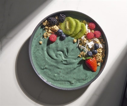RECEPT: BLUE SPIRULINA SMOOTHIE BOWL